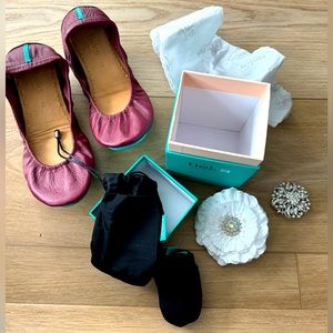 Burgundy Tieks with box and all accessories size 10